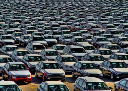 Рынок новых легковых авто сократился в марте 2015 года на 54%